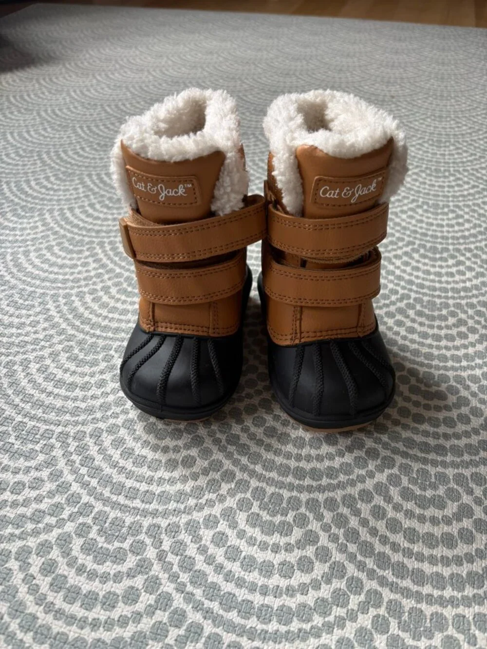 Cat & Jack Snow Boots Size 5